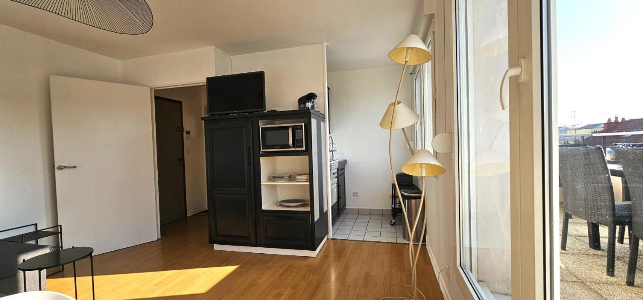 Charmant Appartement Proche Centre Ville Reims Exteriör bild